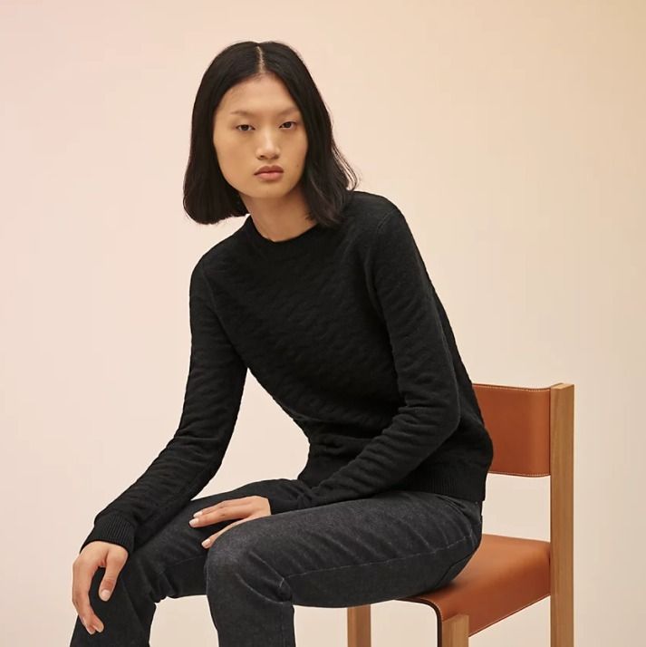 エルメス】2022SS新作☆日本入手困難☆長袖☆ロゴ☆ニット☆ (HERMES エルメス】2022SS新作☆日本入手困難☆長袖☆ロゴ☆ニット☆ (HERMES