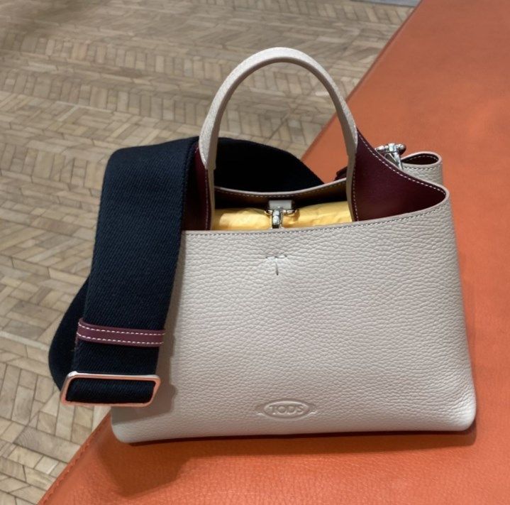 TOD'S直営店◇ハンドバッグ◇レザー◇ロゴ◇2way◇エレガント (TOD'S TOD'S直営店◇ハンドバッグ◇レザー◇ロゴ◇2way◇エレガント (TOD'S