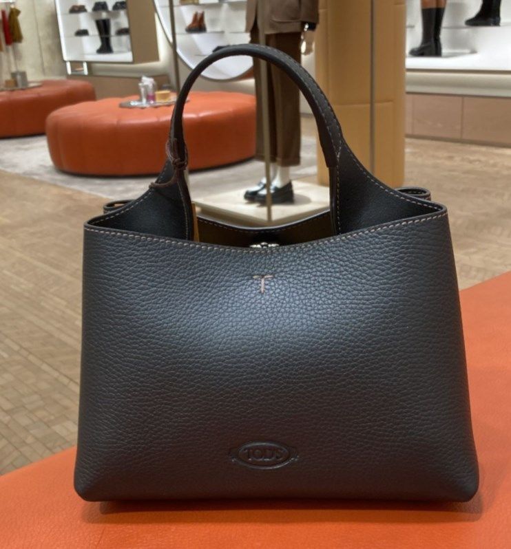 TOD'S直営店◇ハンドバッグ◇レザー◇ロゴ◇2way◇エレガント (TOD'S TOD'S直営店◇ハンドバッグ◇レザー◇ロゴ◇2way◇エレガント (TOD'S