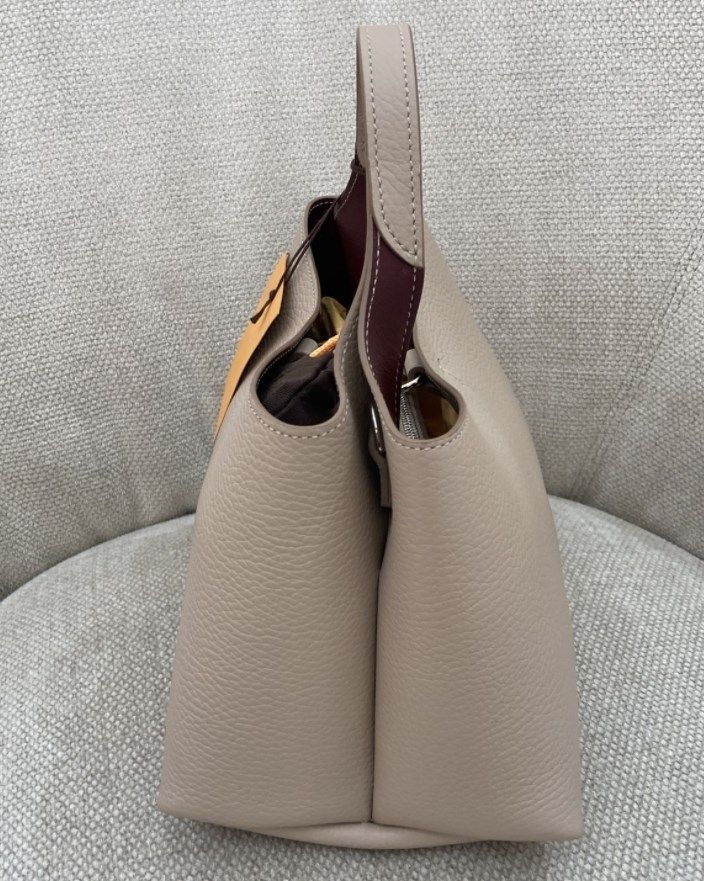 TOD'S直営店◇ハンドバッグ◇レザー◇ロゴ◇2way◇エレガント (TOD'S TOD'S直営店◇ハンドバッグ◇レザー◇ロゴ◇2way◇エレガント (TOD'S