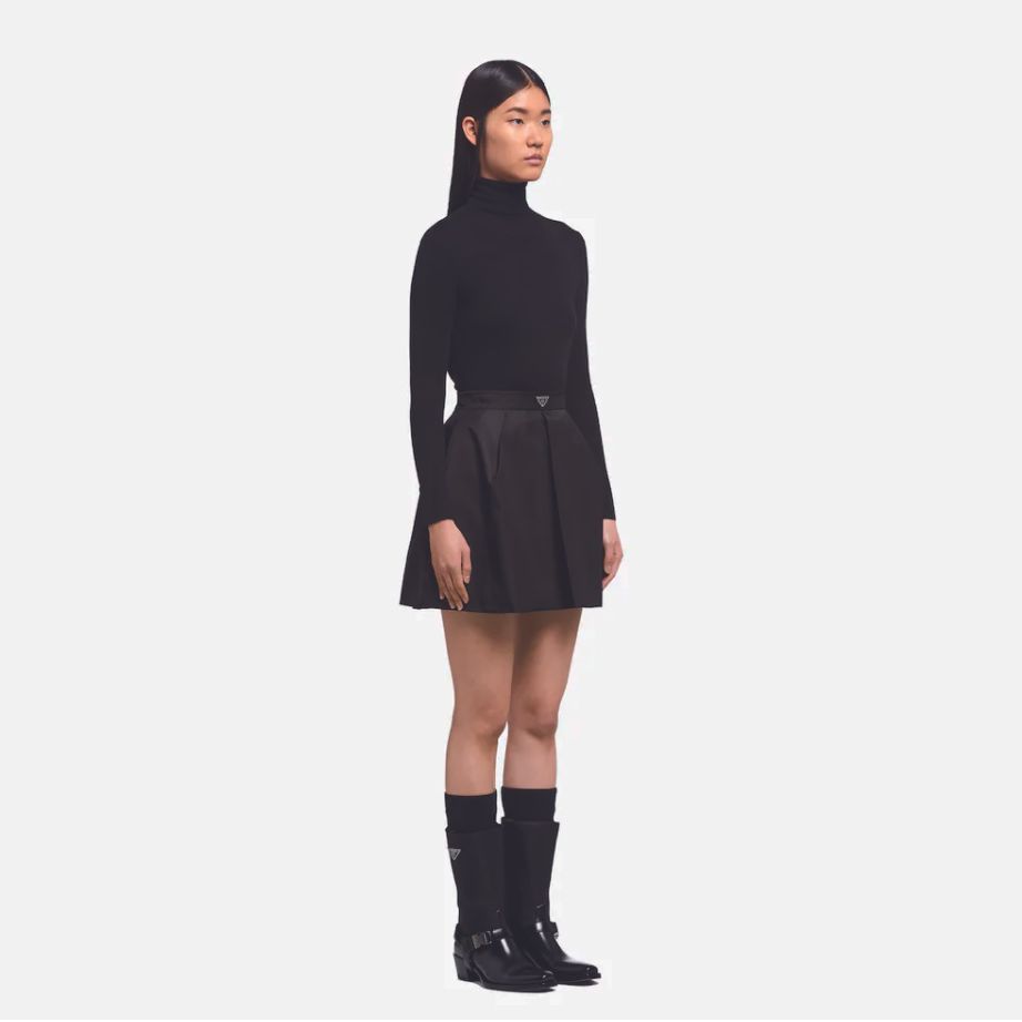 プラダ リナイロン プローツ フレアミニスカート ブラック (PRADA/ミニ プラダ リナイロン プローツ フレアミニスカート ブラック (PRADA/ミニ