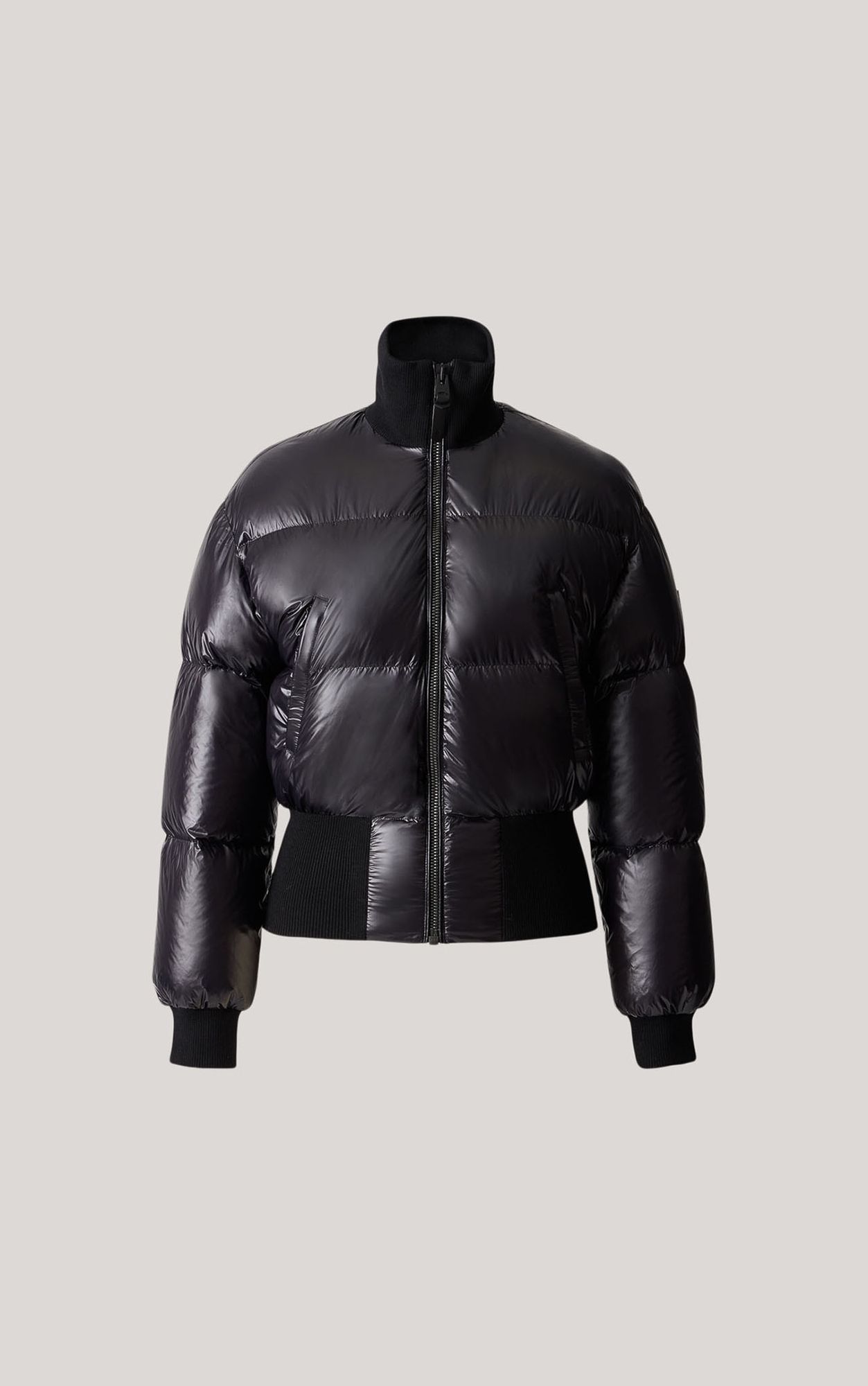 MACKAGE REAGAN 光沢のあるライトダウンクロップジャケット MACKAGE REAGAN 光沢のあるライトダウンクロップジャケット