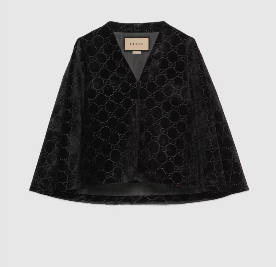 によって Gucci GG柄ベルベットポンチョ Mの通販 by RINKAN|グッチ