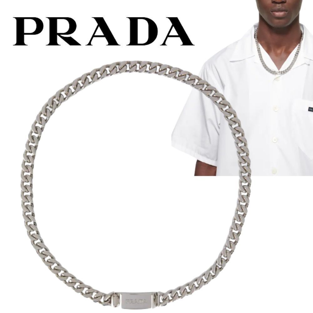 PRADA チェーンネックレス ロゴプレート付き | Shop at Mercari