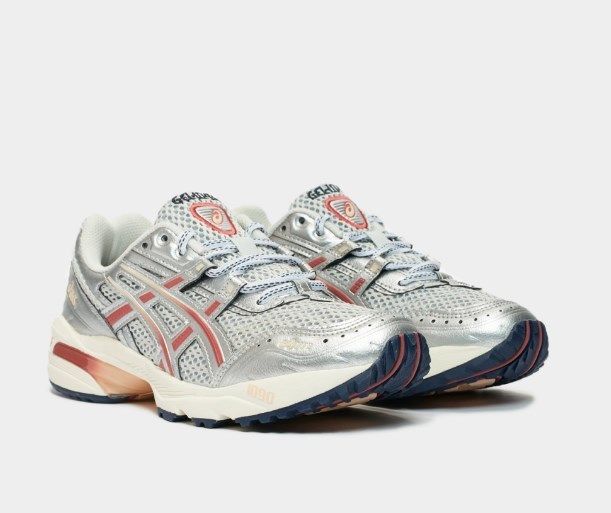 ☆海外限定☆ASICS Gel-1090 Women☆シルバー☆追跡付☆ (asics ☆海外限定☆ASICS Gel-1090 Women☆シルバー☆追跡付☆ (asics