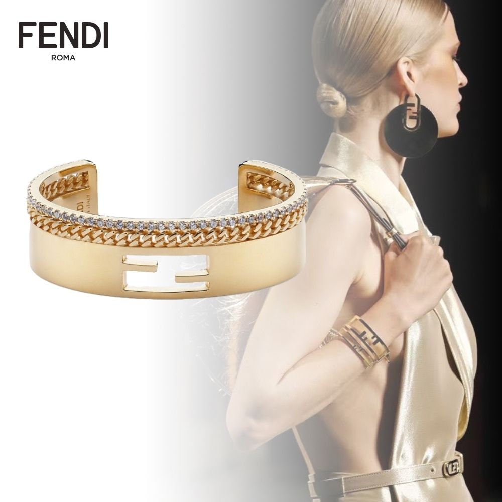 プチギフト FENDI バゲット ブレスレット ゴールドカラー ブレスレット