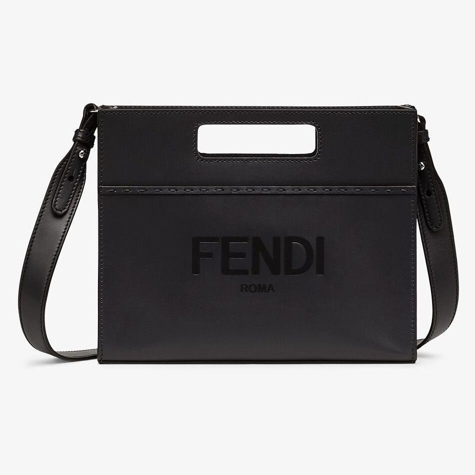 お気に入り◇Logo メッセンジャー バック◇FENDI - www