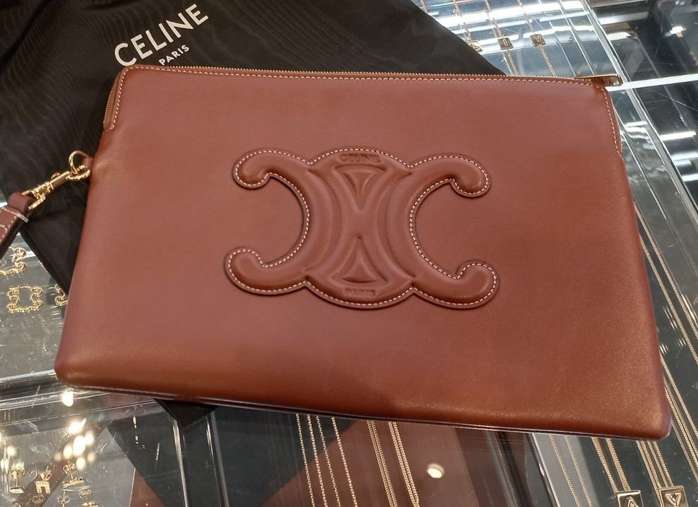 ☆CELINE☆直営店買付☆2WAY MINI BAG☆SMOOTH CALFSKIN LEATHER Celine Tan Smooth Calfskin Leather Mini Oval Triomphe