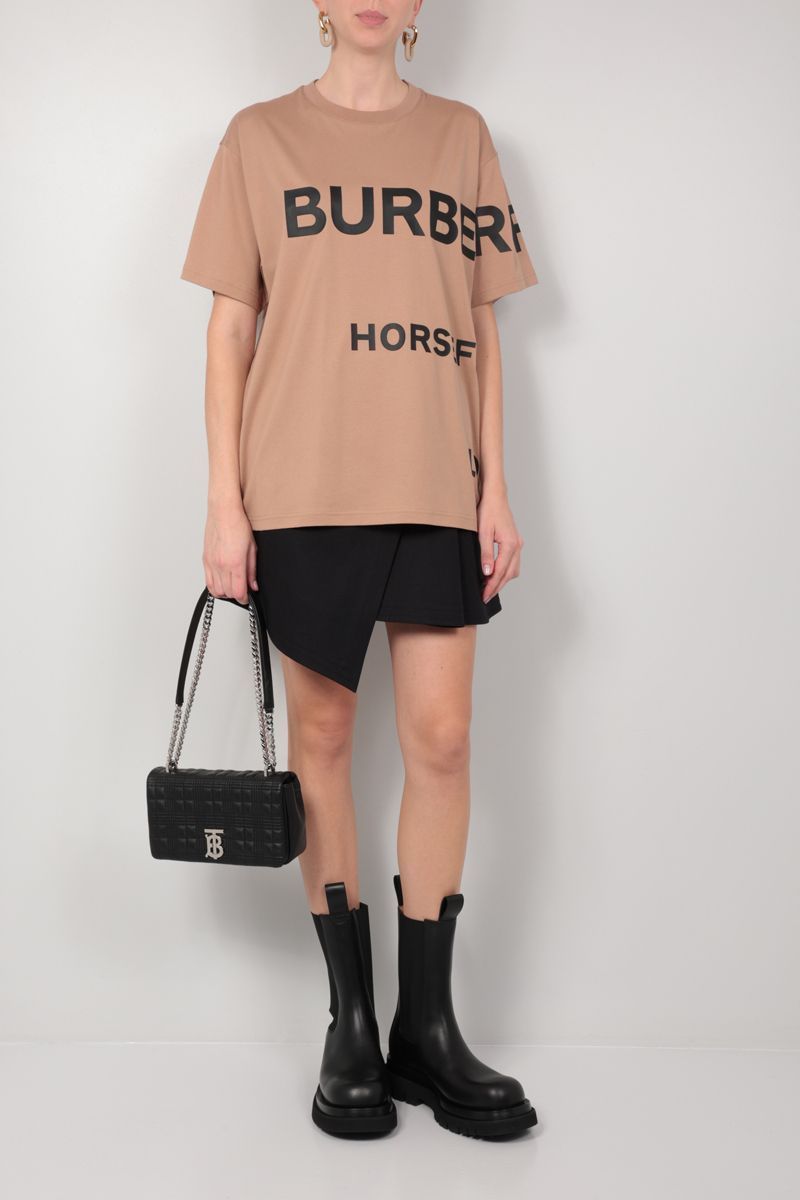 VIP価格☆関税無料☆BURBERRY☆ホースフェリープリント Tシャツ VIP価格☆関税無料☆BURBERRY☆ホースフェリープリント Tシャツ