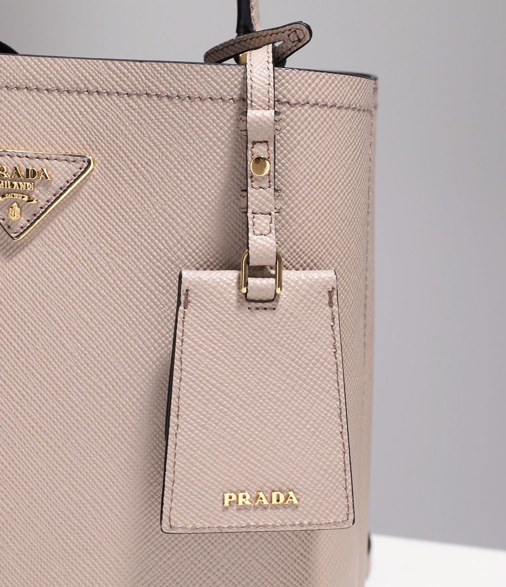 関税負担なし☆PRADA プラダ パニエ サフィアーノレザーバッグ (PRADA 関税負担なし☆PRADA プラダ パニエ サフィアーノレザーバッグ (PRADA