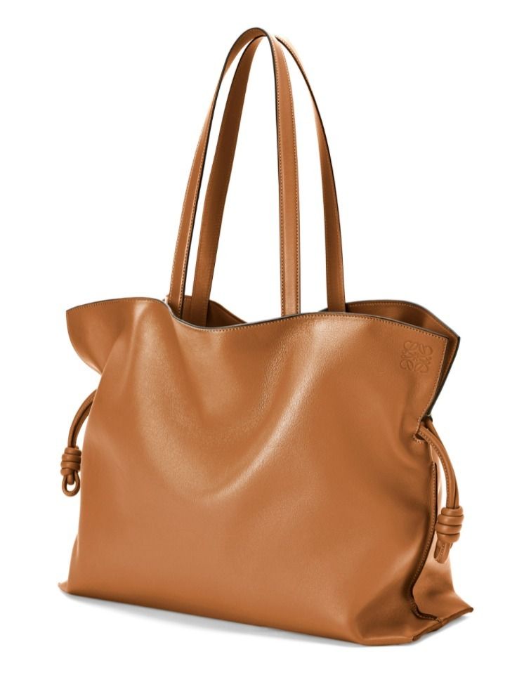☆韓国の人気☆【LOEWE】☆フラメンコ XL ショルダーバッ.グ☆ ☆韓国の人気☆【LOEWE】☆フラメンコ XL ショルダーバッ.グ☆