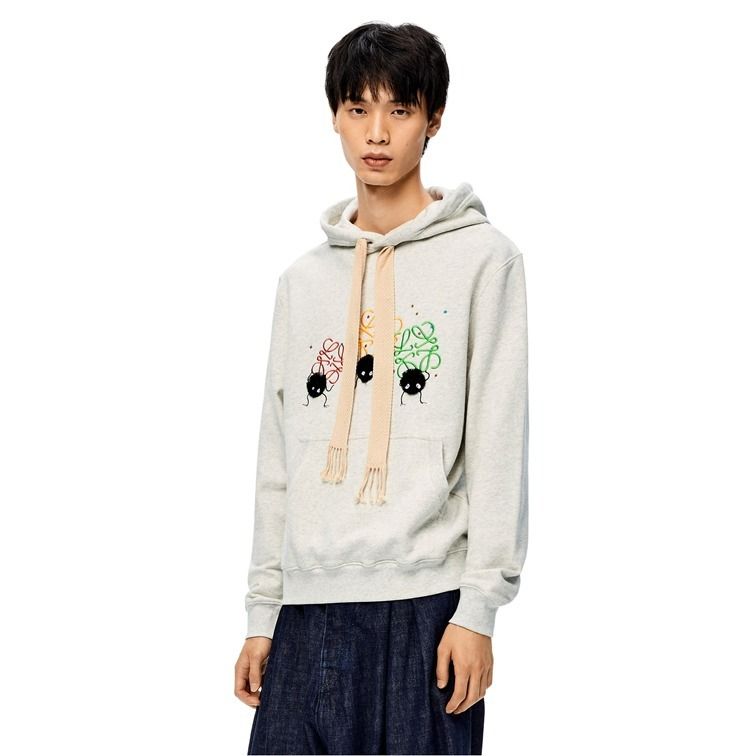 LOEWE×千と千尋の神隠しコラボ ススワタリ アナグラム パーカー (LOEWE LOEWE×千と千尋の神隠しコラボ ススワタリ アナグラム パーカー (LOEWE