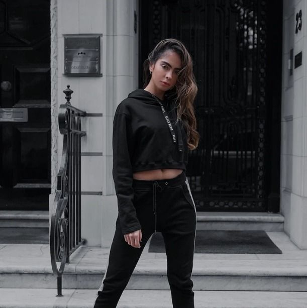 BLVCK PARIS フーディー ロゴ 長袖 3色 送料込み MONOGRAM HOODIE – Blvck Paris - Japan