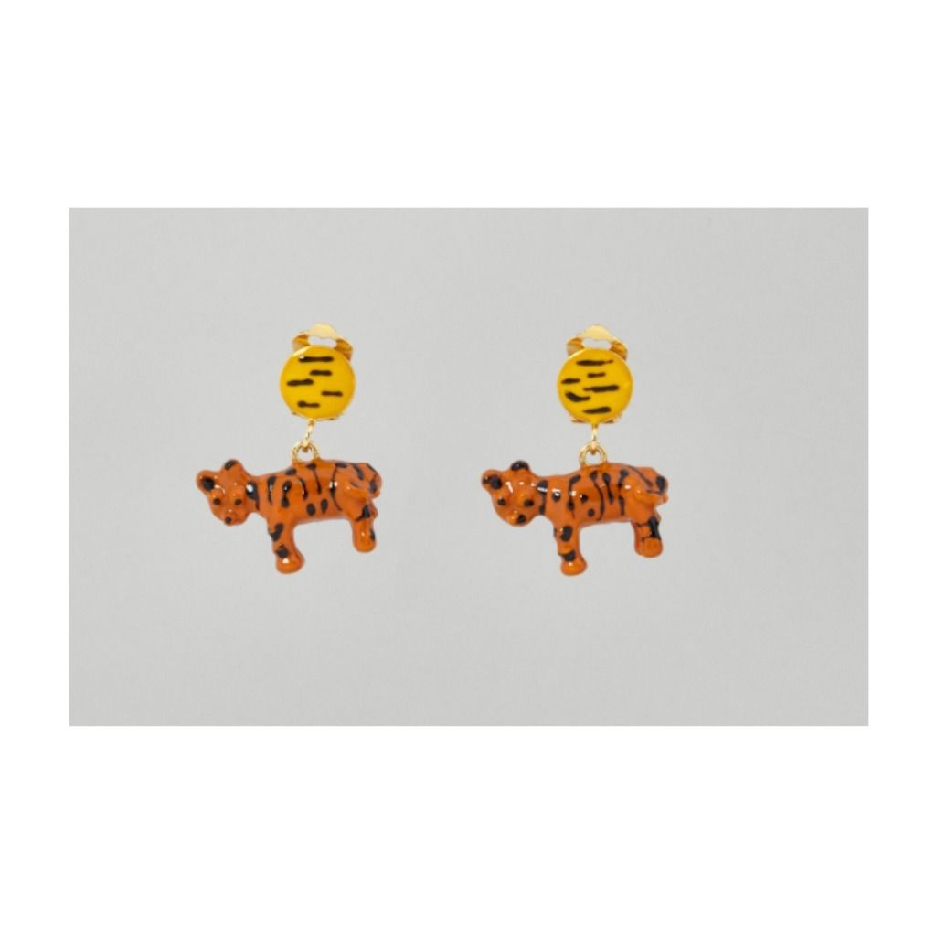 マルニ メタルと樹脂製のNAIF TIGER クリップオンイヤリング (MARNI ...