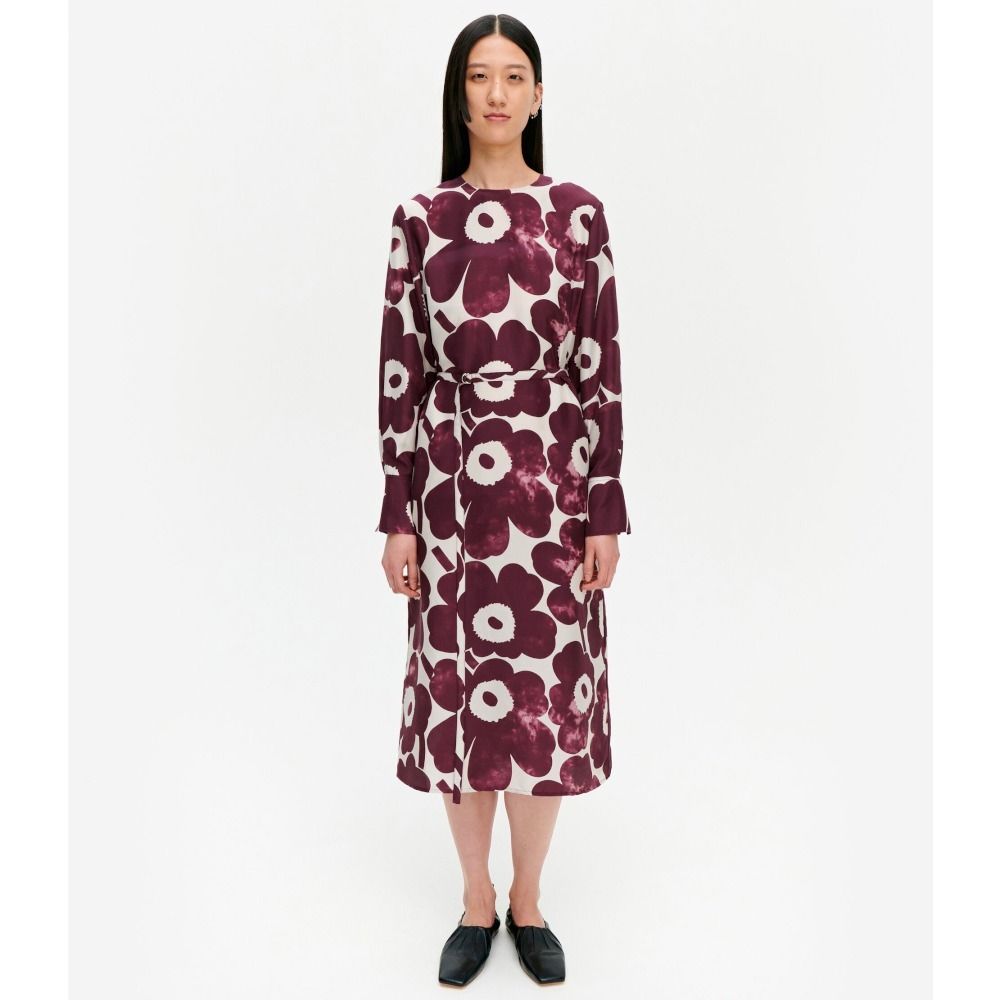 2022SS】マリメッコ/ Kantele Varjatty Unikko ワンピース (marimekko 2022SS】マリメッコ/ Kantele Varjatty Unikko ワンピース (marimekko