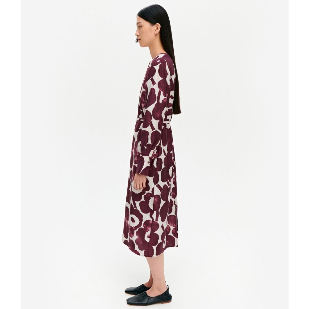 2022SS】マリメッコ/ Kantele Varjatty Unikko ワンピース (marimekko 2022SS】マリメッコ/ Kantele Varjatty Unikko ワンピース (marimekko