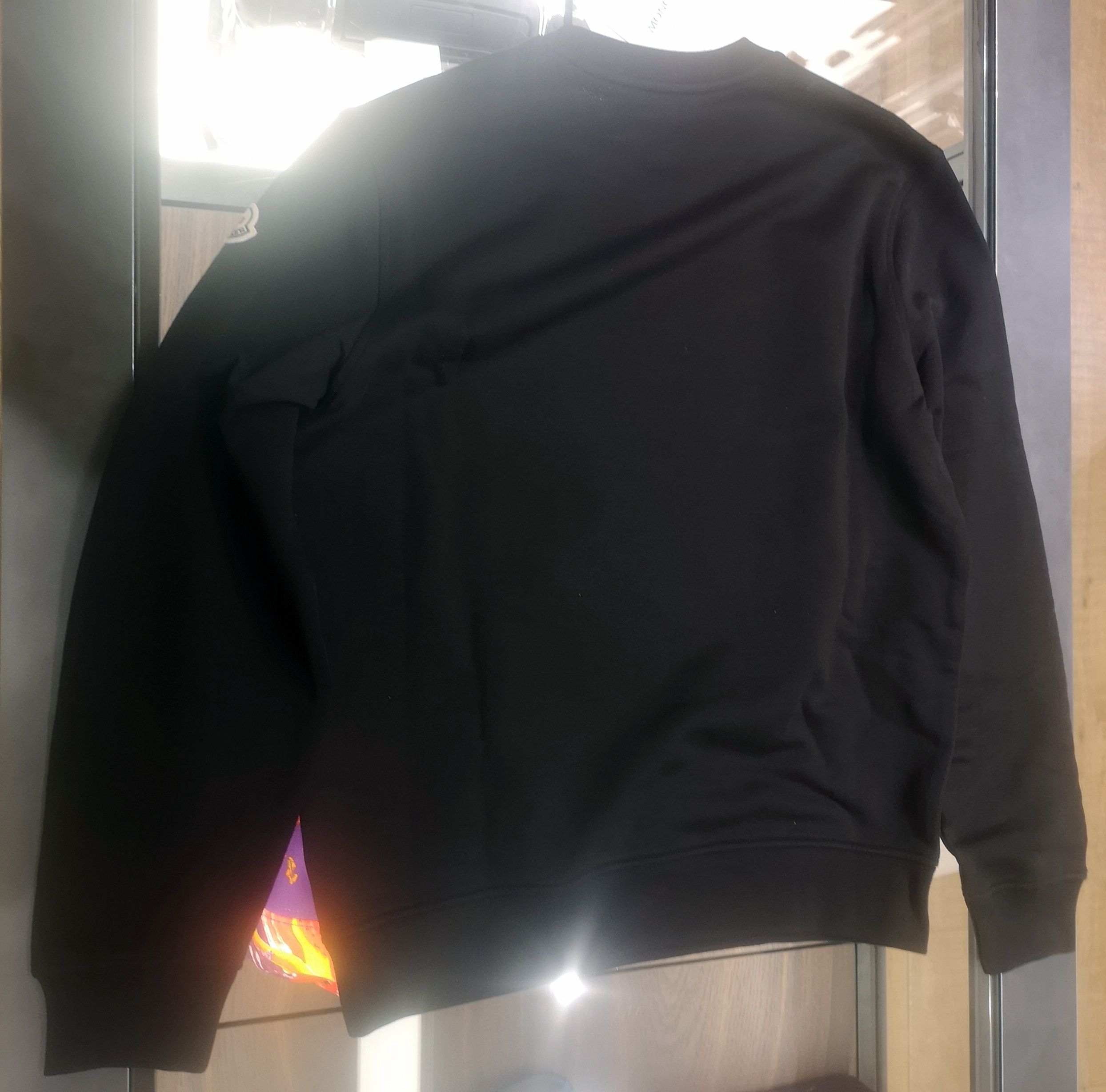 MONCLER☆22春夏スタッズ付きスウェット【黒】 (MONCLER/スウェット MONCLER☆22春夏スタッズ付きスウェット【黒】 (MONCLER/スウェット