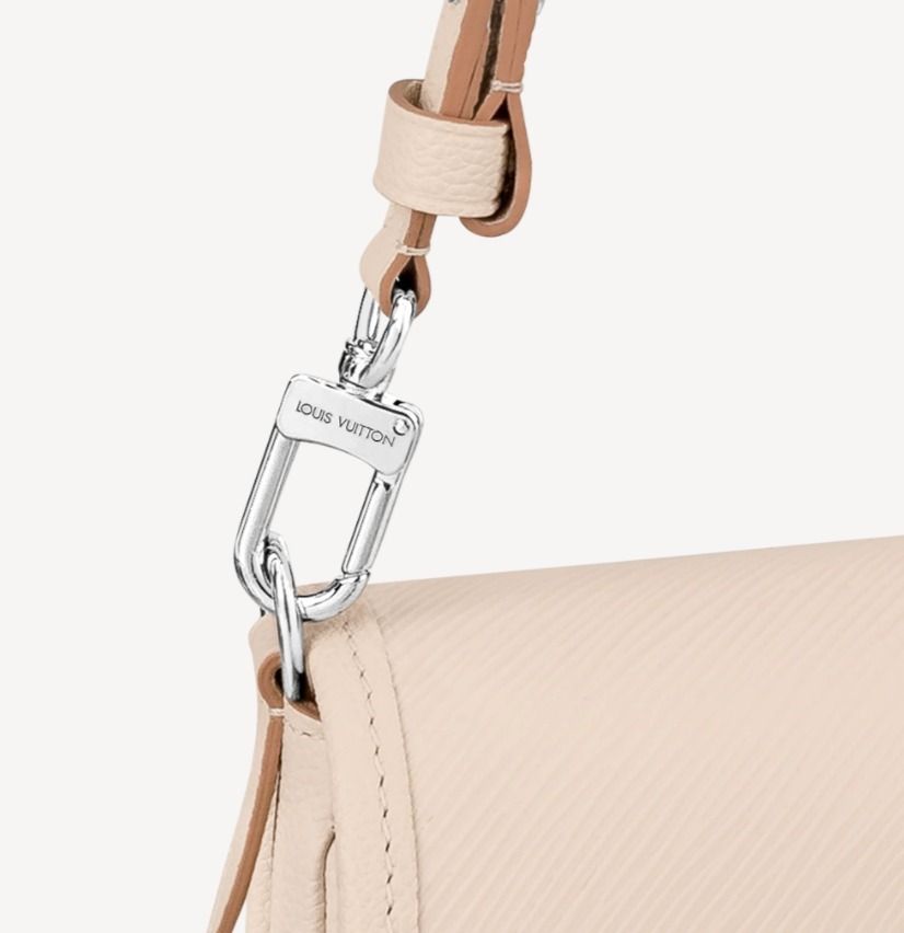 LOUIS VUITTON ルイ ヴィトン ポーチ エピ ポシェット