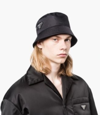 PRADA☆関税送料込】Re Nylon バケットハット黒☆すぐにお届け