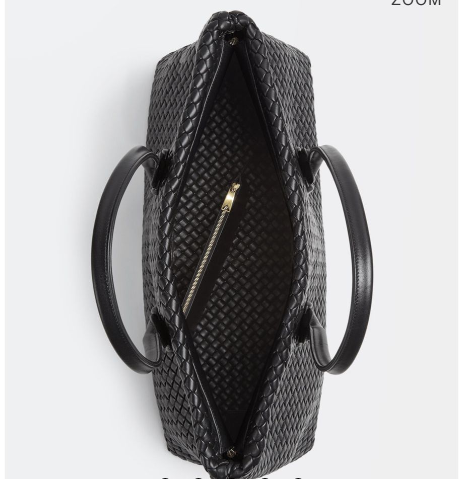 BOTTEGA VENETA イントレチャー レザー スナップ トートバッグ BOTTEGA VENETA イントレチャー レザー スナップ トートバッグ