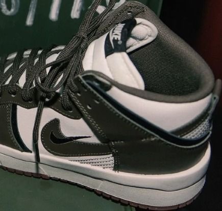 ＊NIKE＊DUNK HIGH UP Cargo Khaki 【国内未発売】送関込 NIKE＊DUNK HIGH UP Cargo Khaki 【国内未発売】送関込 (Nike
