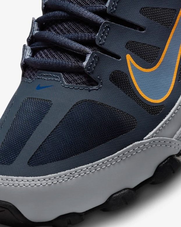 トレーニングシューズ☆話題沸騰中☆Nike Reax 8 TR☆お早めに！ 最新トレーニングシューズ 話題沸騰中 Nike Reax 8 TR お早めに