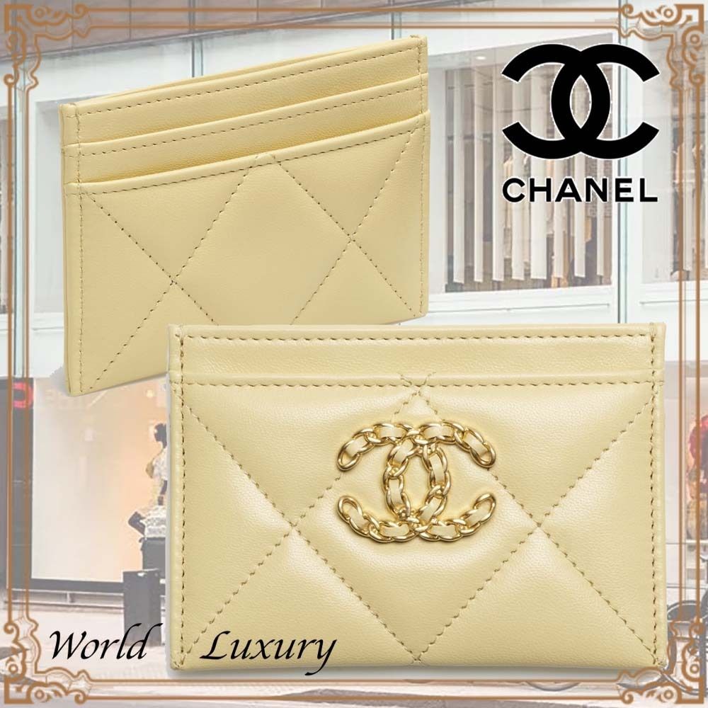 最新作】シャネル☆カードケース CHANEL 19 名刺入れ イエロー (CHANEL 【予約販売品】 カードケース 名刺入れ ♡超お値打ち♡CHANEL 名刺入れ/定期入れ