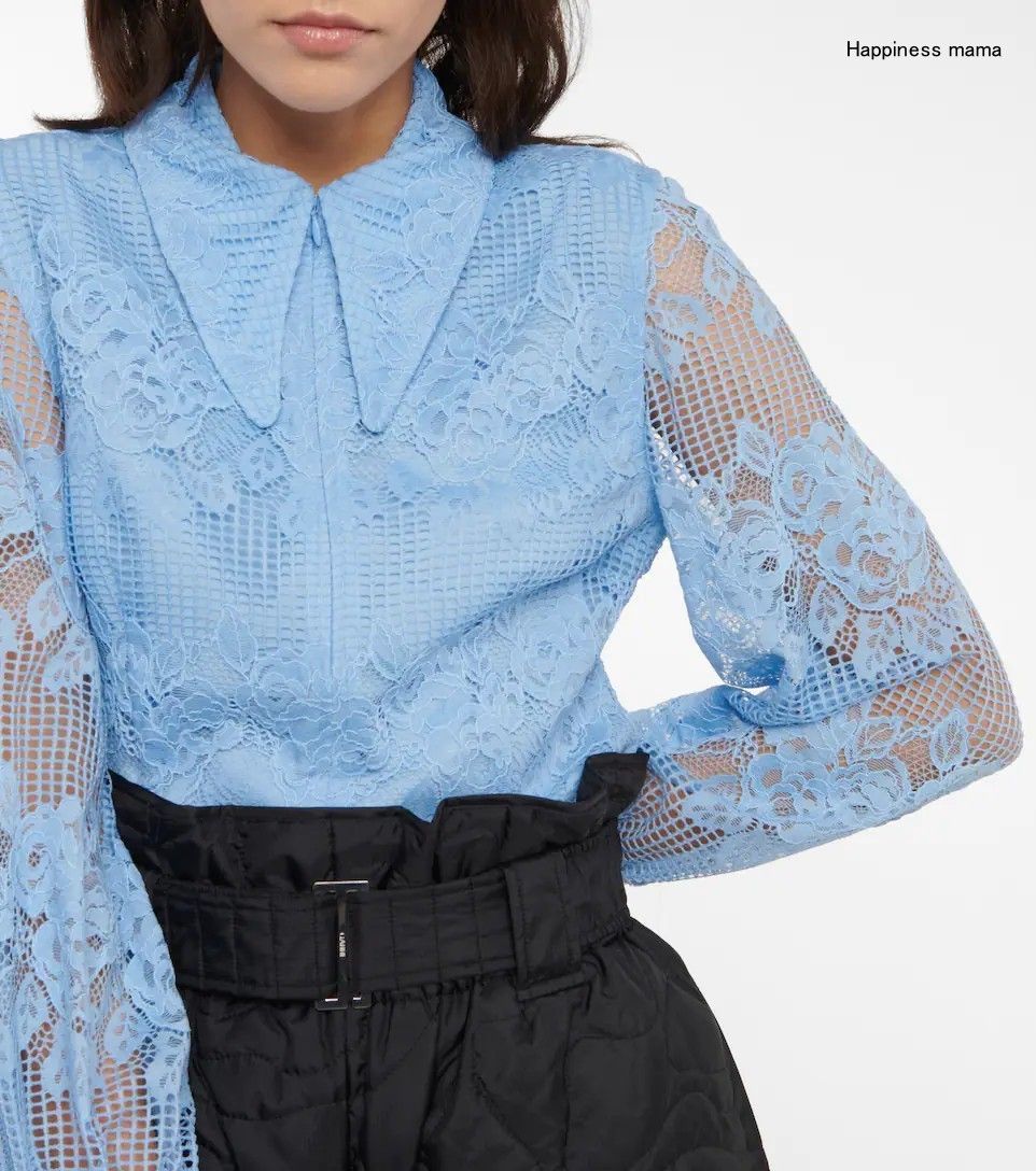 Ganni】ファスナー付き レースブラウス ブルー ◇関税込み◇ (Ganni Ganni】ファスナー付き レースブラウス ブルー ◇関税込み◇ (Ganni