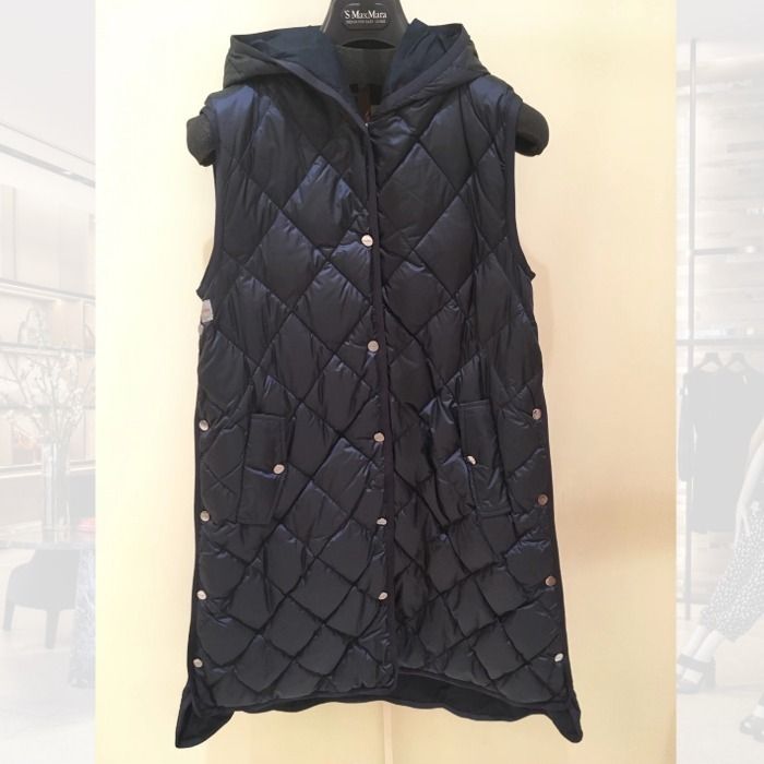【直営店買付】Max Mara★THE CUBE★テクニカルキルティングジレ 【直営店買付】Max Mara★THE CUBE★テクニカルキルティングジレ