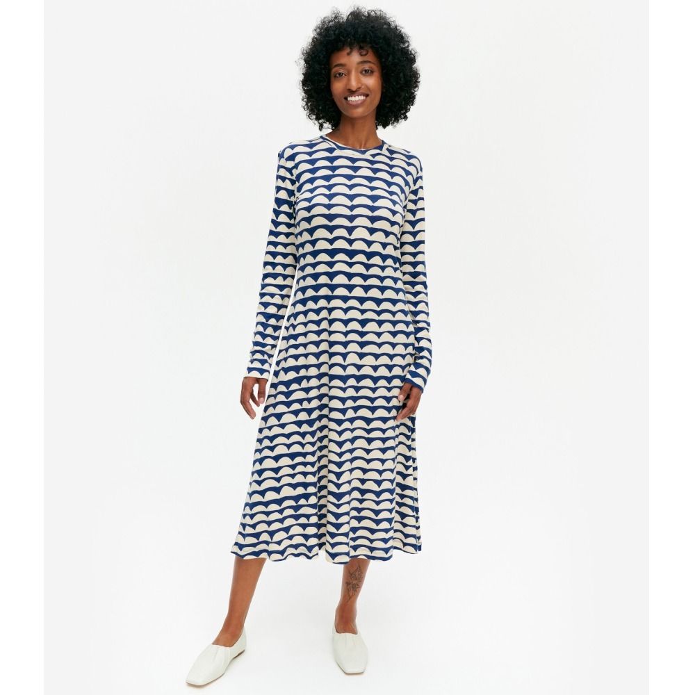 2022SS】marimekko マリメッコ/ Haahti Iso Papajo ワンピース 2022SS】marimekko マリメッコ/ Haahti Iso Papajo ワンピース
