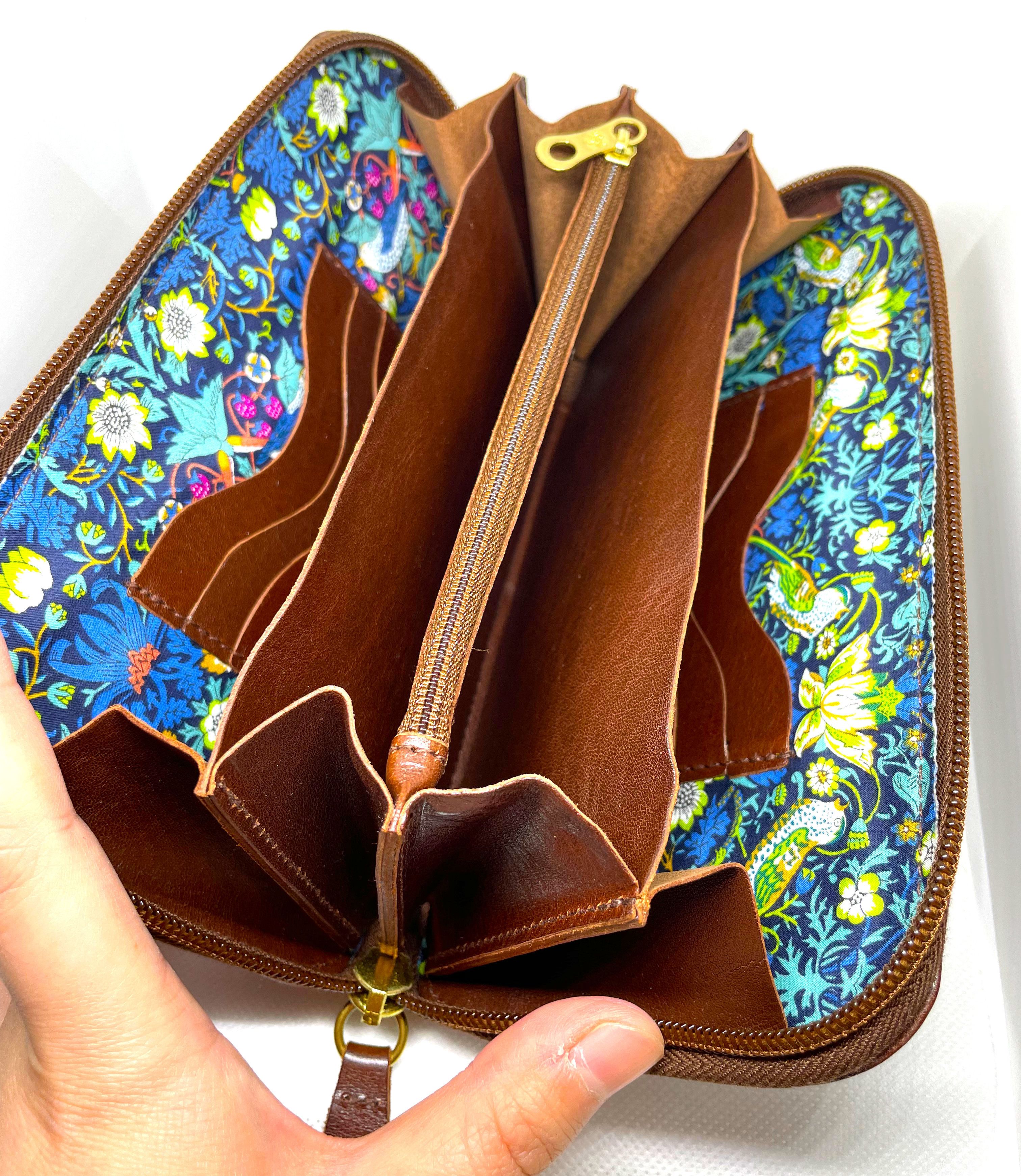 IL BISONTE イルビゾンテ×リバティ 長財布 ラウンドファスナー (IL