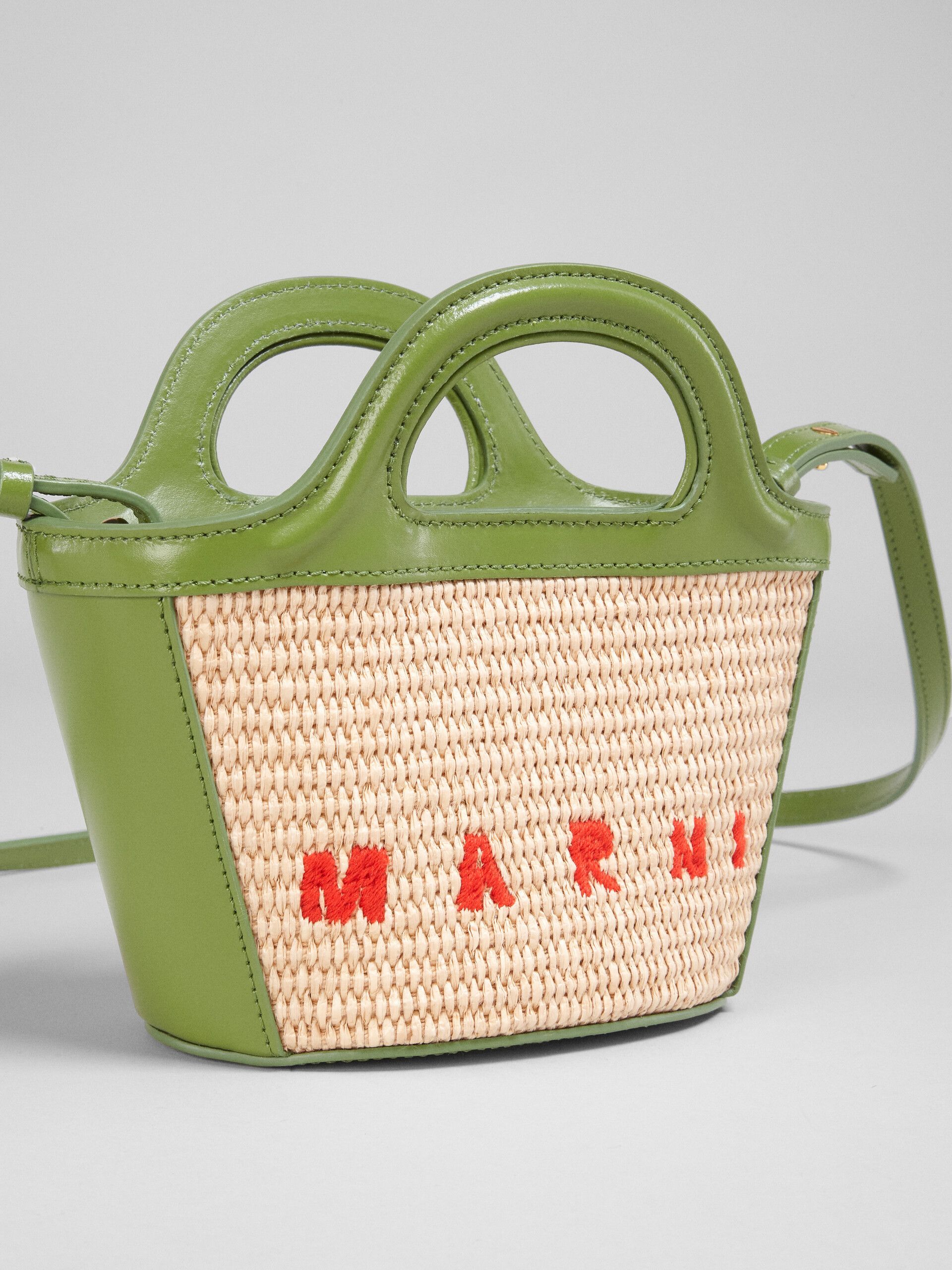 MARNI】2WAY♪ラフィアTROPICALIA SUMMERマイクロバッグ (MARNI/かご MARNI】2WAY♪ラフィアTROPICALIA SUMMERマイクロバッグ (MARNI/かご