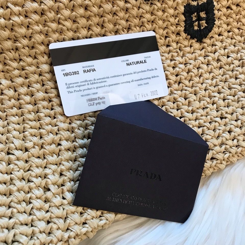 限定生産!日本完売!入手困難!【PRADA】ラフィアトートバッグ (PRADA 限定生産!日本完売!入手困難!【PRADA】ラフィアトートバッグ (PRADA