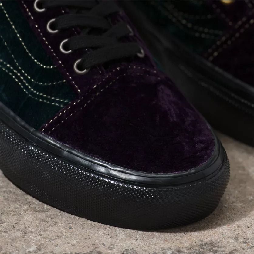 Vans オールドスクール スケートボード ベロア スニーカー Vans オールドスクール スケートボード ベロア スニーカー (VANS