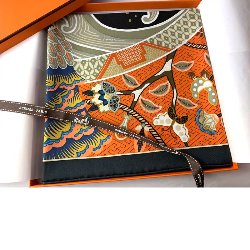 HERMES コレクター品 2021AW カレ90 Duo Cosmique スカーフ (HERMES