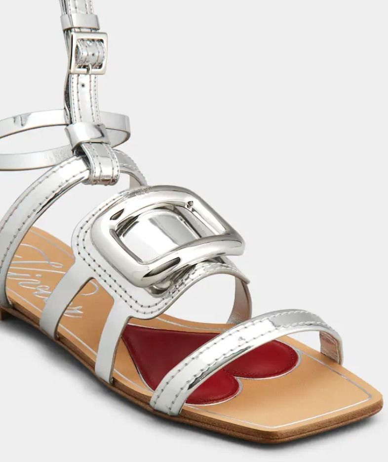 Roger Vivier グラディエーター メタルバックルサンダル (Roger Vivier Roger Vivier グラディエーター メタルバックルサンダル (Roger Vivier