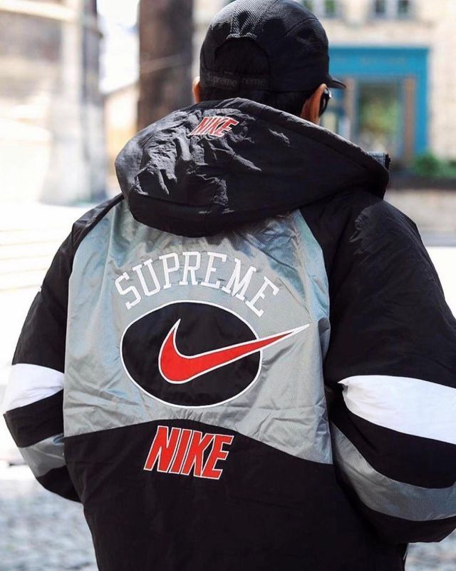 supreme Nike silver ジャケット　XL