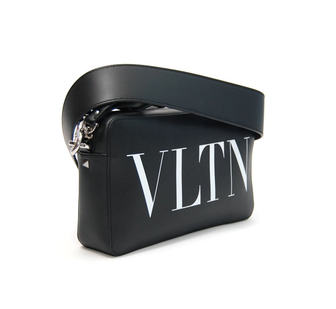 関税負担なし☆VALENTINO スモールカーフスキンベルトバッグ
