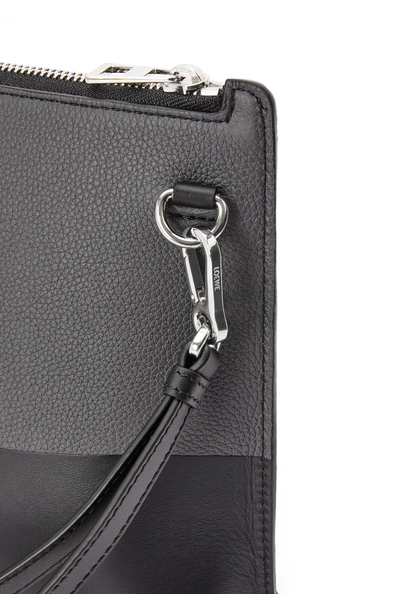 新作【ロエベ】シグネチャー Lジップ ポーチ (カーフ) (LOEWE/クラッチ 新作【ロエベ】シグネチャー Lジップ ポーチ (カーフ) (LOEWE/クラッチ