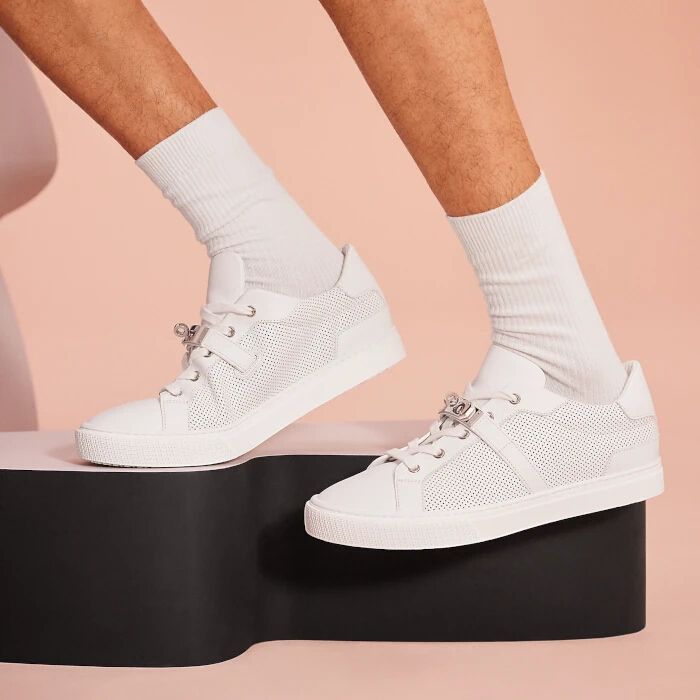 直営◇重宝する一足♪】エルメス スニーカー デイ バックル (HERMES 直営◇重宝する一足♪】エルメス スニーカー デイ バックル (HERMES