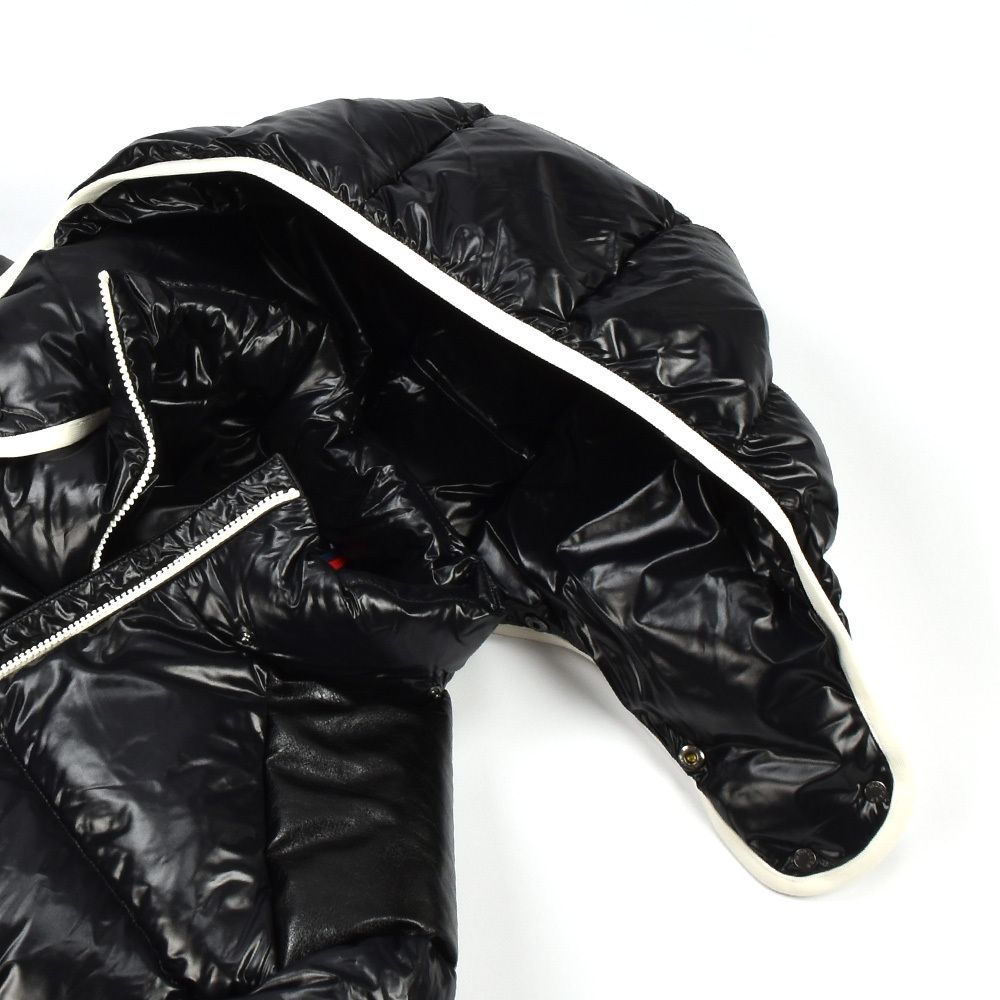 【国内発送】MONCLER CEMILE ダウンジャケット 1a52r10-999 国内発送】MONCLER CEMILE ダウンジャケット 1a52r10-999