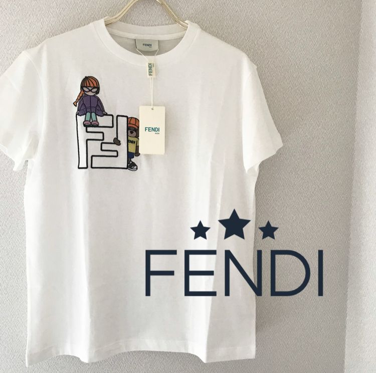 ☆大人もOK☆【FENDI】ロゴデザイン☆Tシャツ/送料関税込 (FENDI ...