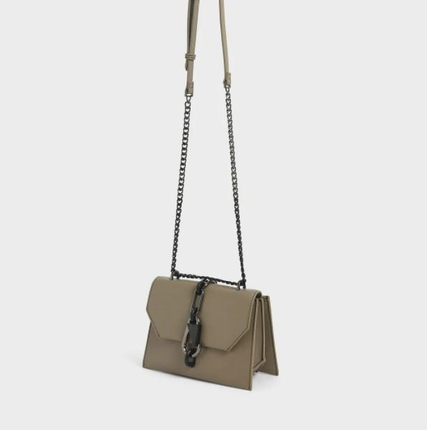 すぐ届く】 CHARLES & KEITH ターンロッククロスボディバッグ