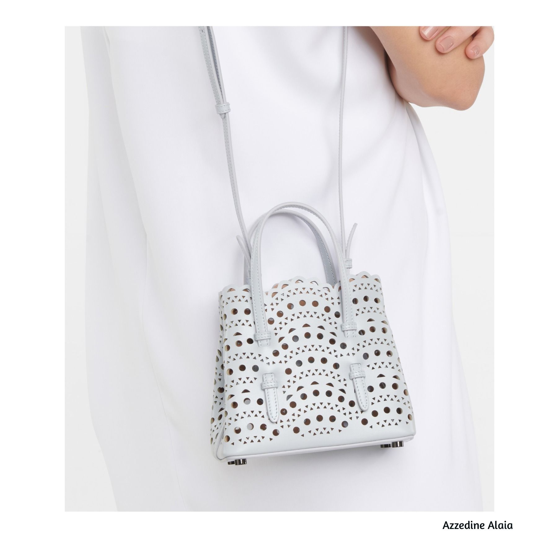 関税込 ALAIA Mina 16 Micro leather tote 632424 (ALAIA/ショルダー ...