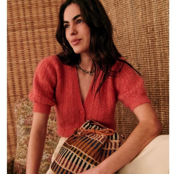 仏発】セザンヌ パフスリーブ Vネック カーディガン (SEZANE 仏発】セザンヌ パフスリーブ Vネック カーディガン (SEZANE