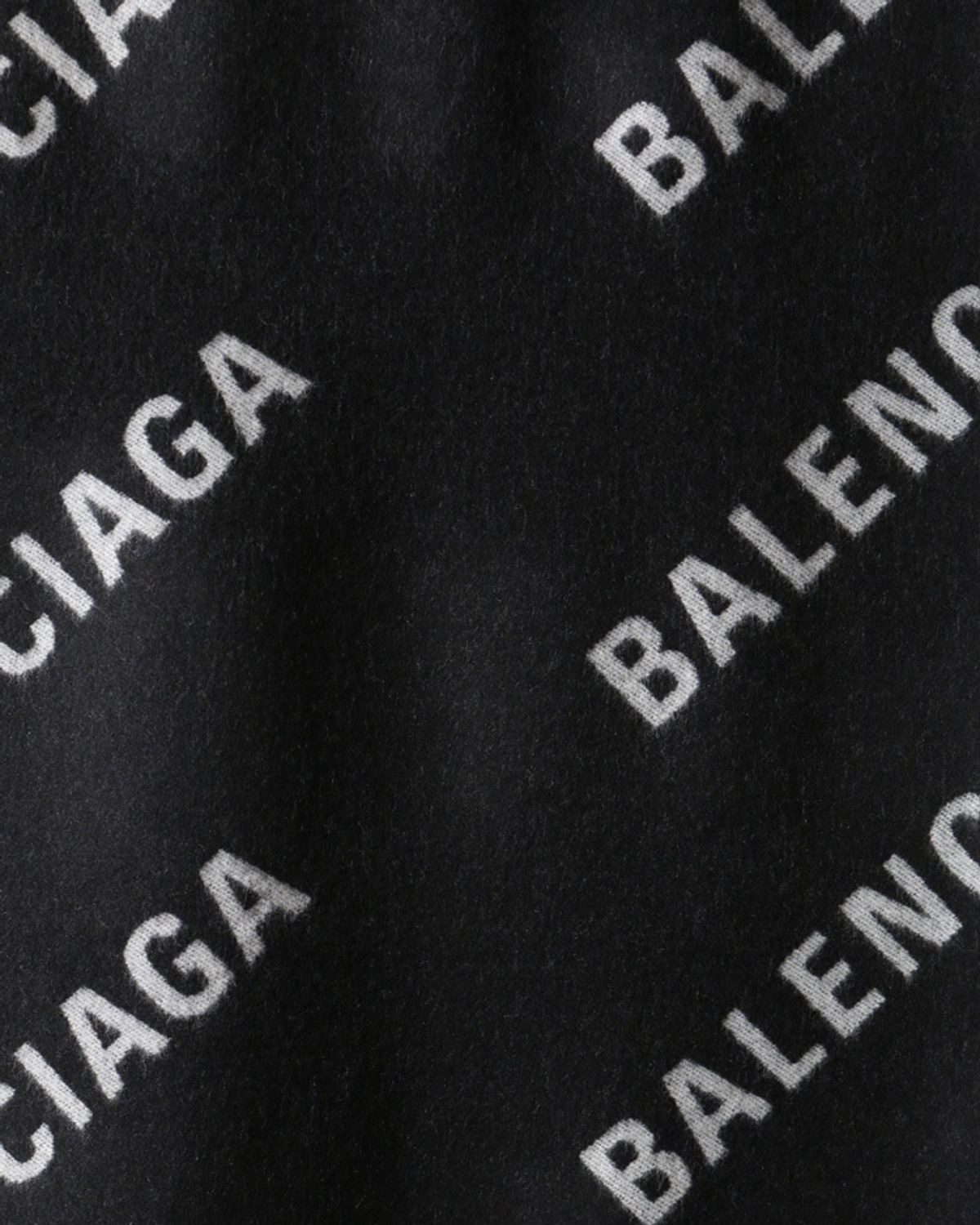 バレンシアガ Allover Logo Scarf スカーフ マフラー ストール Balenciaga マフラー b8 1077 Buyma