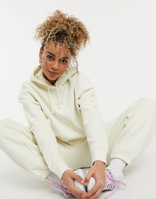 1点のみ※【Nike】*ミニスウッシュトップス&ジョガーパンツ* (Nike 1点のみ※【Nike】*ミニスウッシュトップス&ジョガーパンツ* (Nike