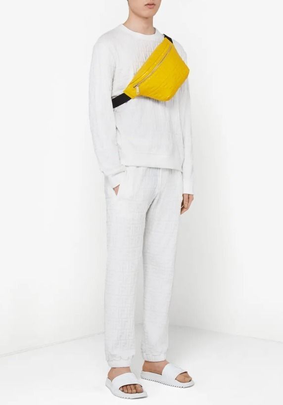 VIP価格!FENDI直営アウトレット】FFロゴベルトバッグ (FENDI VIP価格!FENDI直営アウトレット】FFロゴベルトバッグ (FENDI
