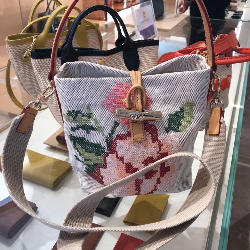 Longchamp】ロゾ エッセンシャル フルール バケットバッグ S ...