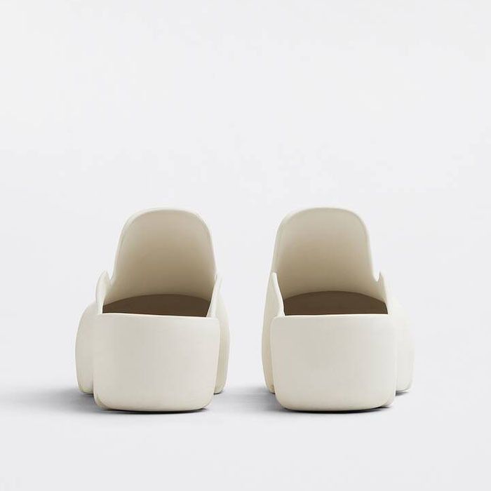 BOTTEGA VENETA】22SS ラバー フラッシュ クロッグシューズ (BOTTEGA BOTTEGA VENETA】22SS ラバー フラッシュ クロッグシューズ (BOTTEGA